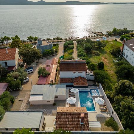 Camp Mrkva Mobile Homes With Pool Sukošan Exterior foto