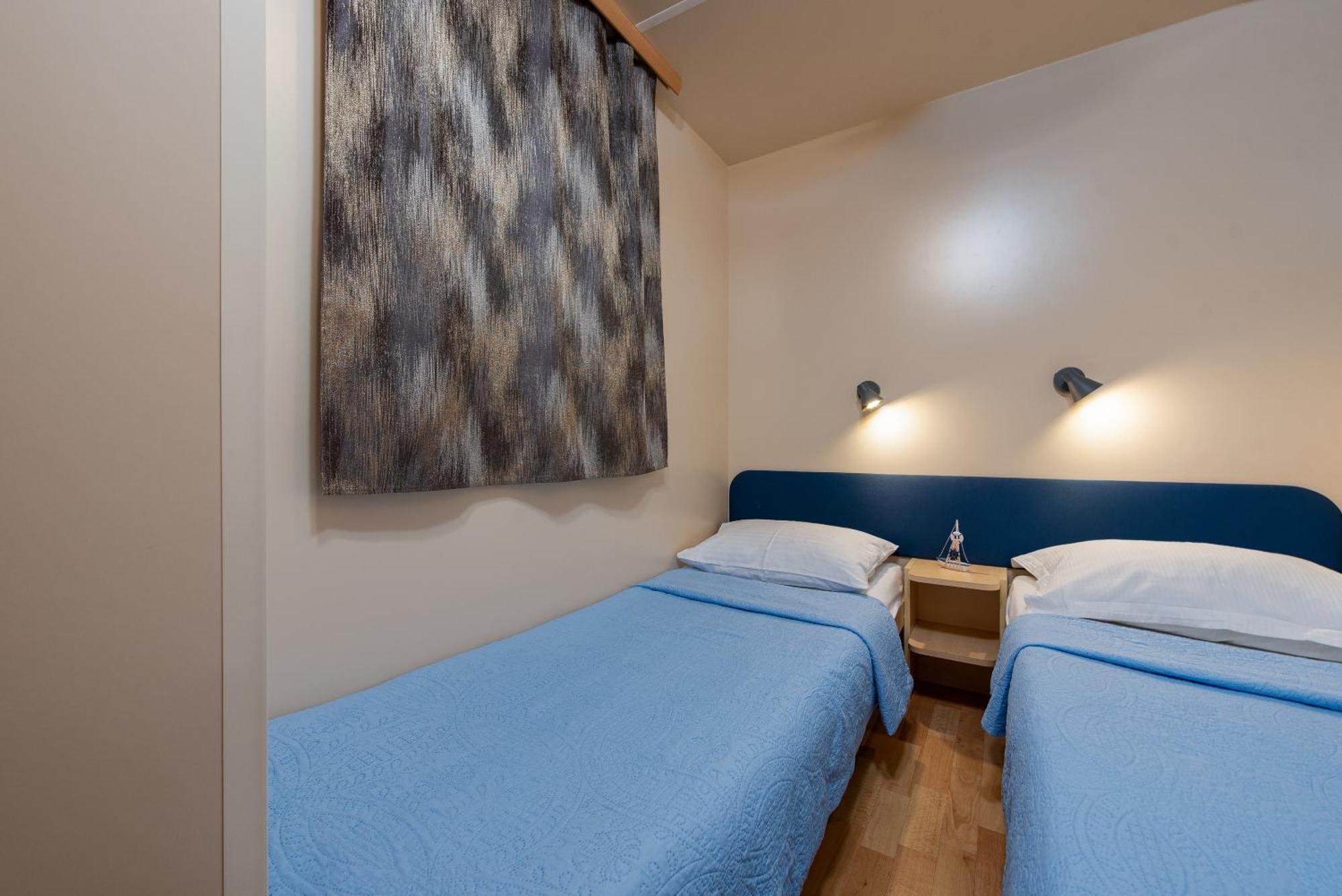 Camp Mrkva Mobile Homes With Pool Sukošan Habitación foto
